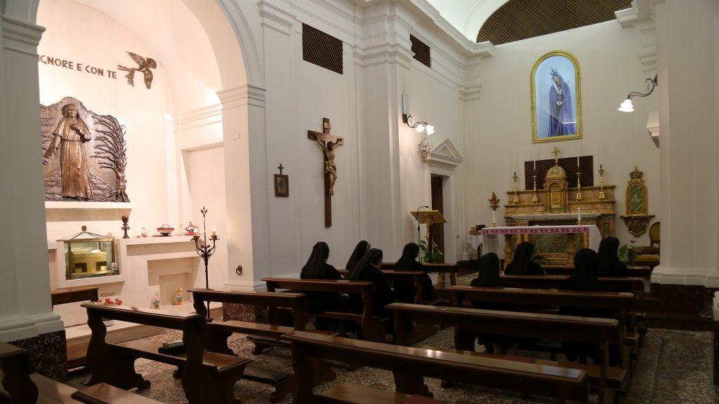 La cappella dell'istituto delle Maestre Pie