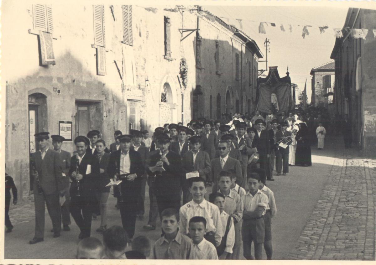 Processione per le vie di Coriano